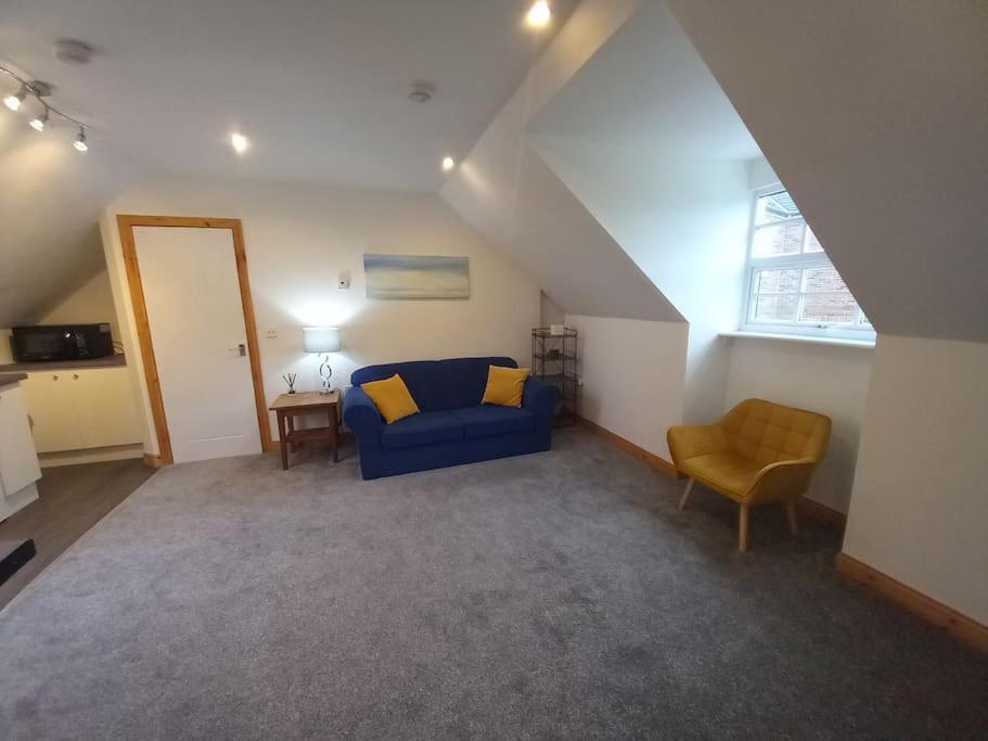 The Apartment Langley Park Luaran gambar
